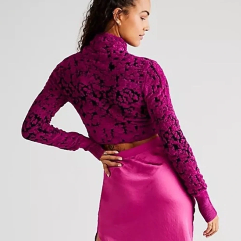 Jasmine Mock Neck Sweater -Wine